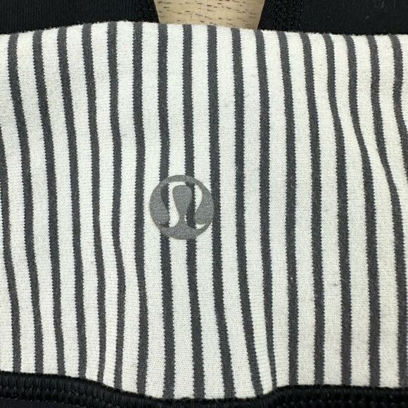 Lululemon Journey Crop - Picture 6 of 7